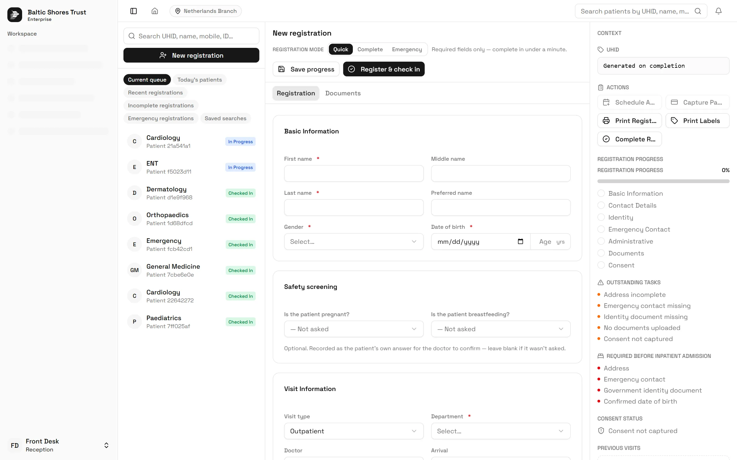 Le nouveau formulaire d'enregistrement dans l'Eruntar Reception Module : modes rapide, complet et urgence, champs d'informations de base et de dépistage de sécurité, et à droite la progression de l'enregistrement avec les tâches en attente et ce qui est requis avant une hospitalisation.
